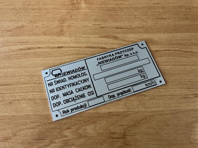 Výrobní štítek N126 (90. léta)